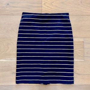 BANANA REPUBLIC Stretch Pencil Skirt